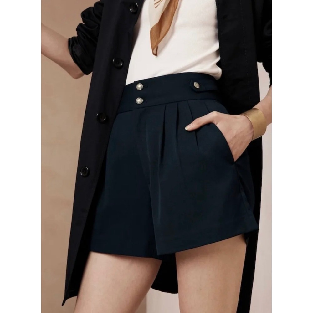 Banana Republic 12 High Rise Pleated Sailor Short Navy Blue Nautical Preppy Gold
